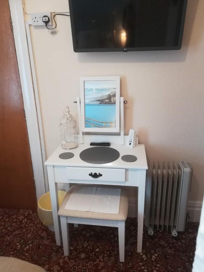 Schofield Guest House Бринлингтон Экстерьер фото