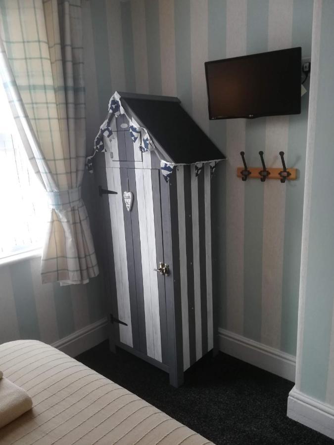 Schofield Guest House Бринлингтон Экстерьер фото